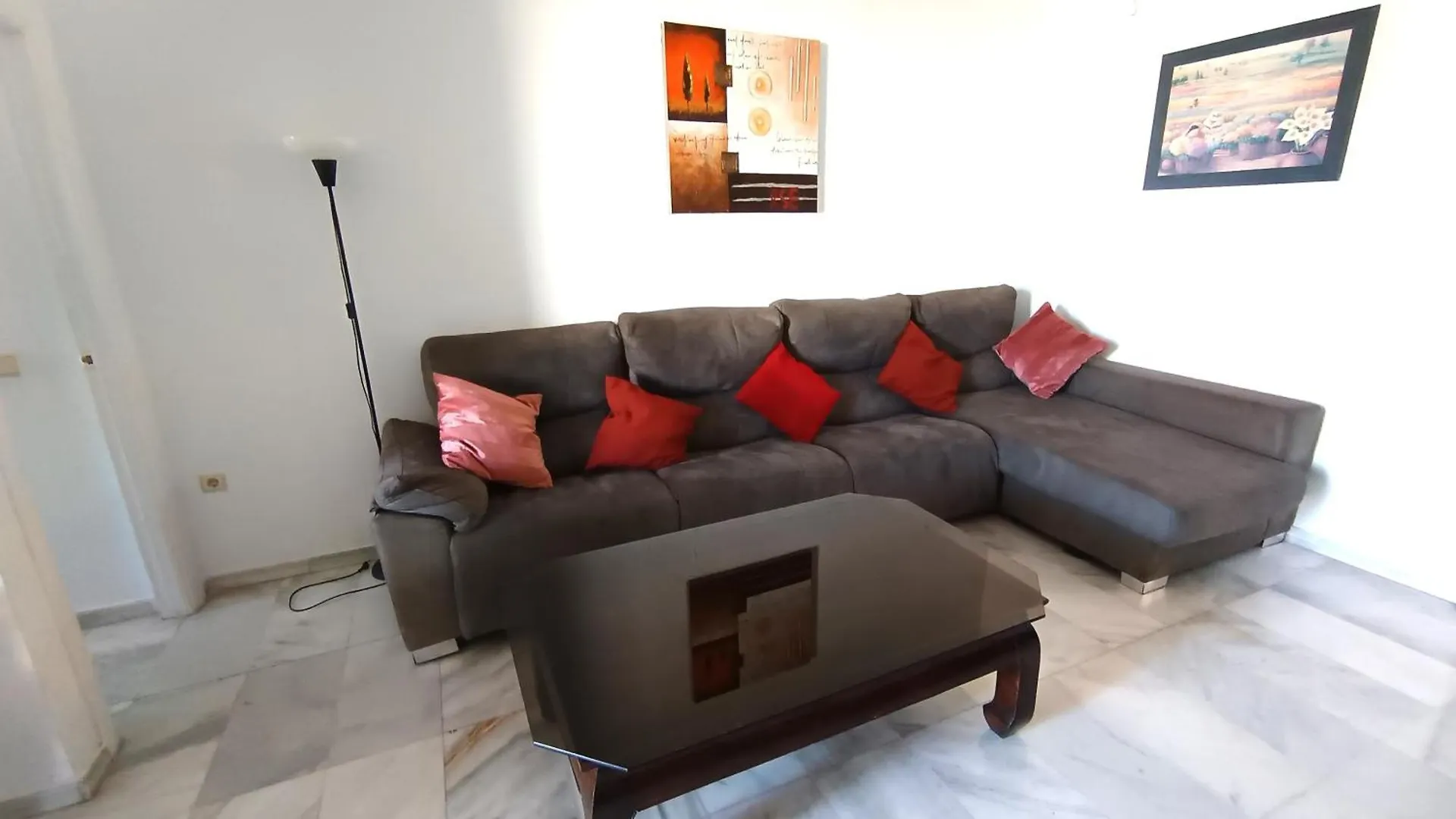 El Coloso de SteraM Flats Benalmádena 0*,  España